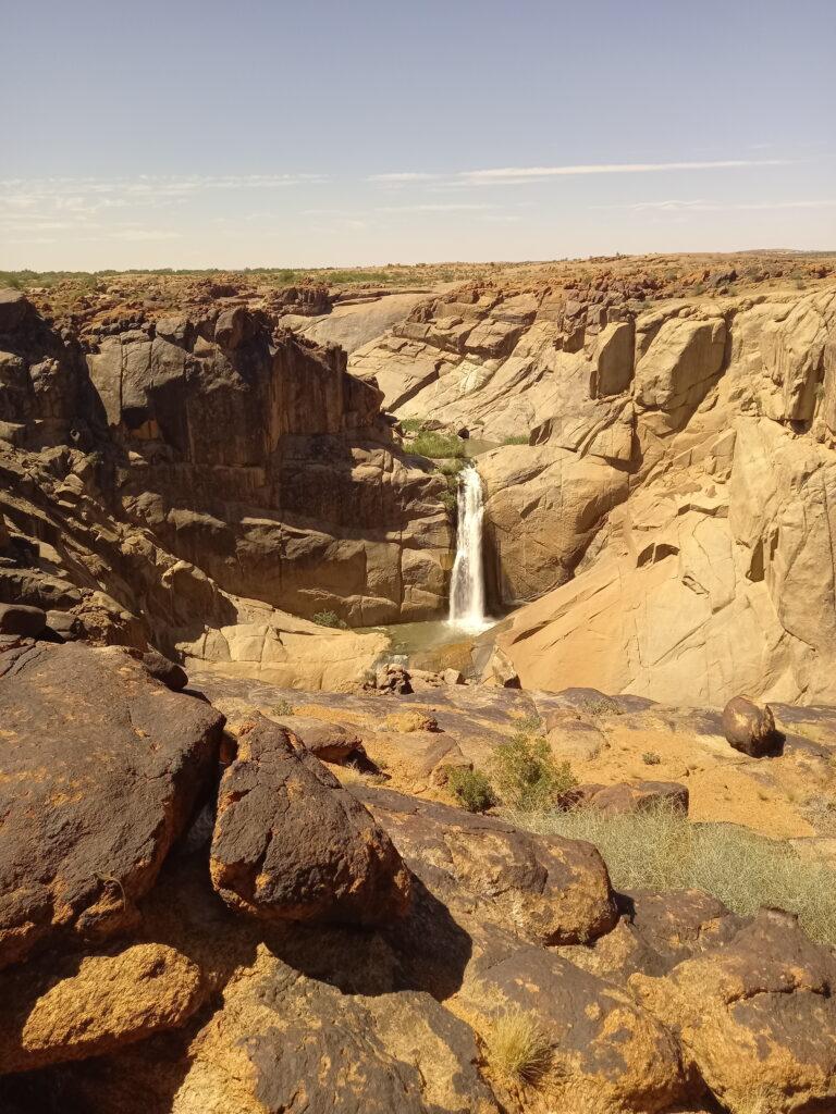 Augrabies falls hiking Orange river rafting 